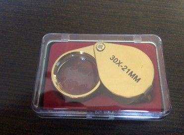 Лупа увеличава 30 пъти - 21 мм. златиста