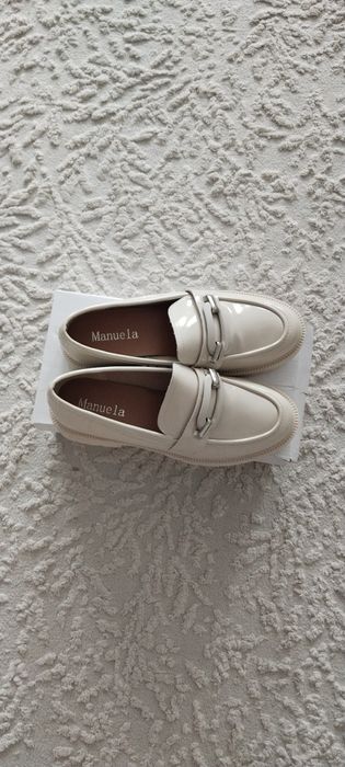 Продам женский  обувь