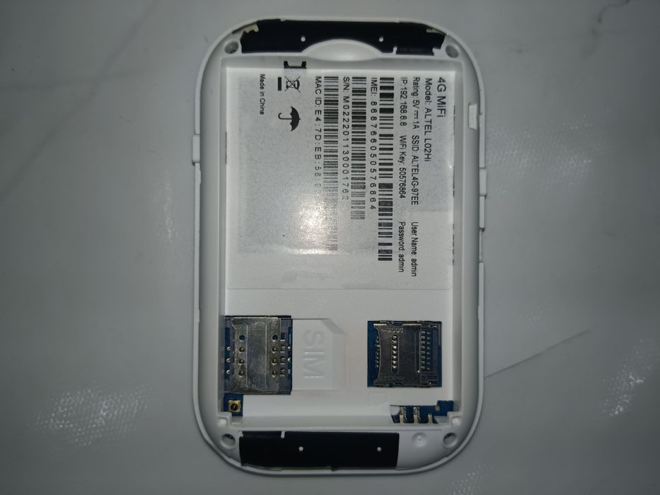 Altel 4G WiFi роутер MiFi L02Hi