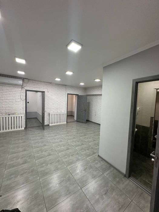 Первая линия Шота Руставели 81