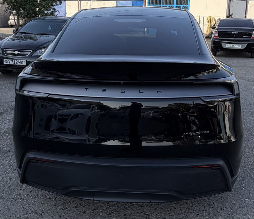 Tesla model Y (Juniper)