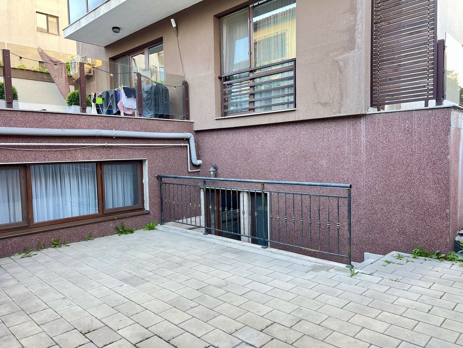 • Apartament 3 Camere / 130 MP / Piața Chibrit •