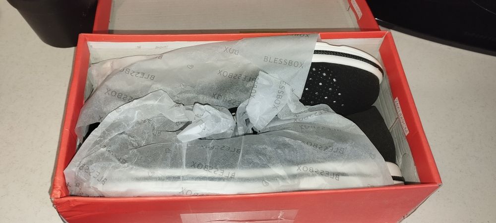 Срочно продам туфли