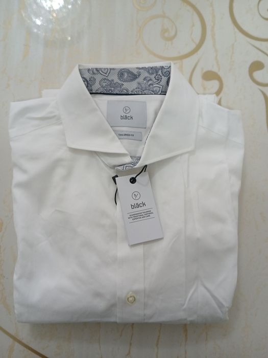 Мужская рубашка под костюм