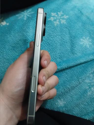 Vand iphone 16 pro max impecabil