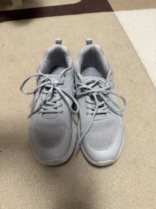 Кроссовки TimeJump (42 размер)