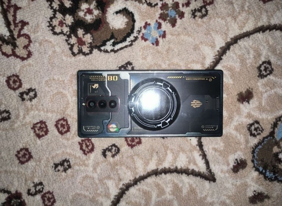 redmagic 8 pro 16+12/512GB