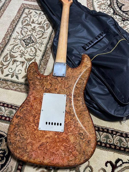 Ashtone electric gitara