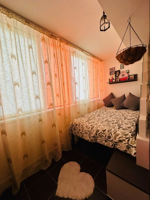 Dau în chirie garsoniera