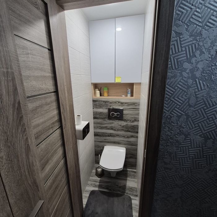 Продам 4 комнатную квартиру