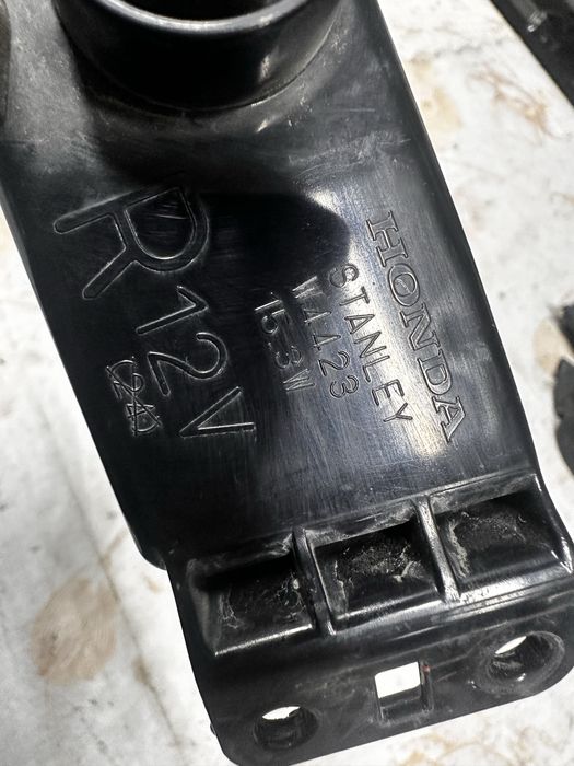 Proiector dreapta led honda cr v.