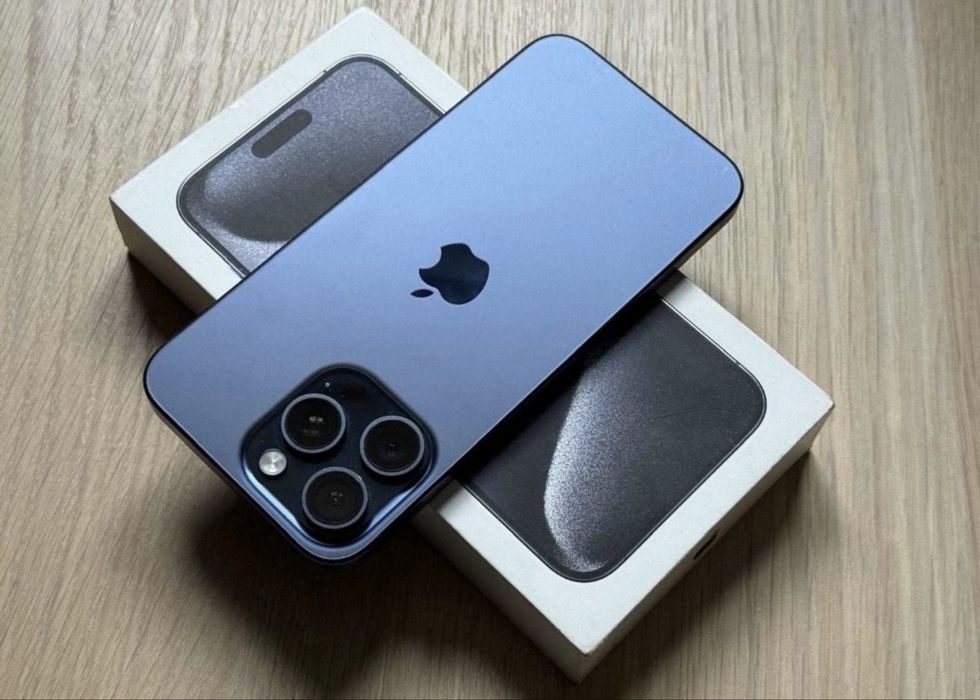 Iphone 15 Pro Max; Blue; 256 GB
