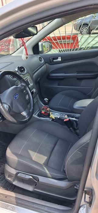 FORD Focus 2010 — imagine 4