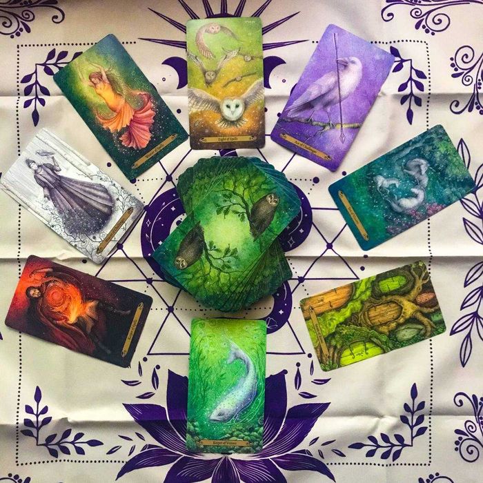 карты таро Санта Муэрте и зачарованный лес