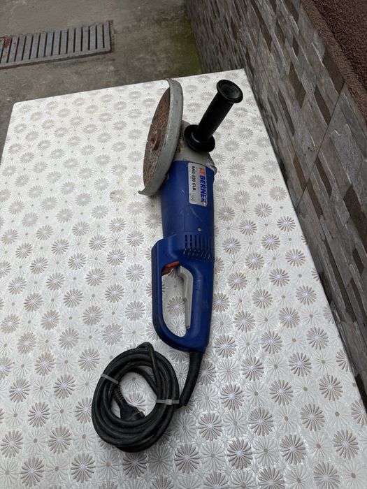 Електрически ъглошлайф BERNER BAG-230 CLB