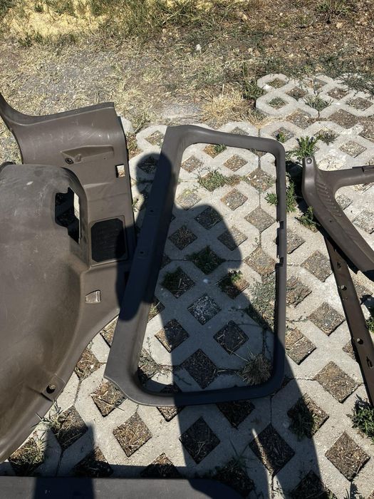 Продавам салон за Mitsubishi Pajero 2