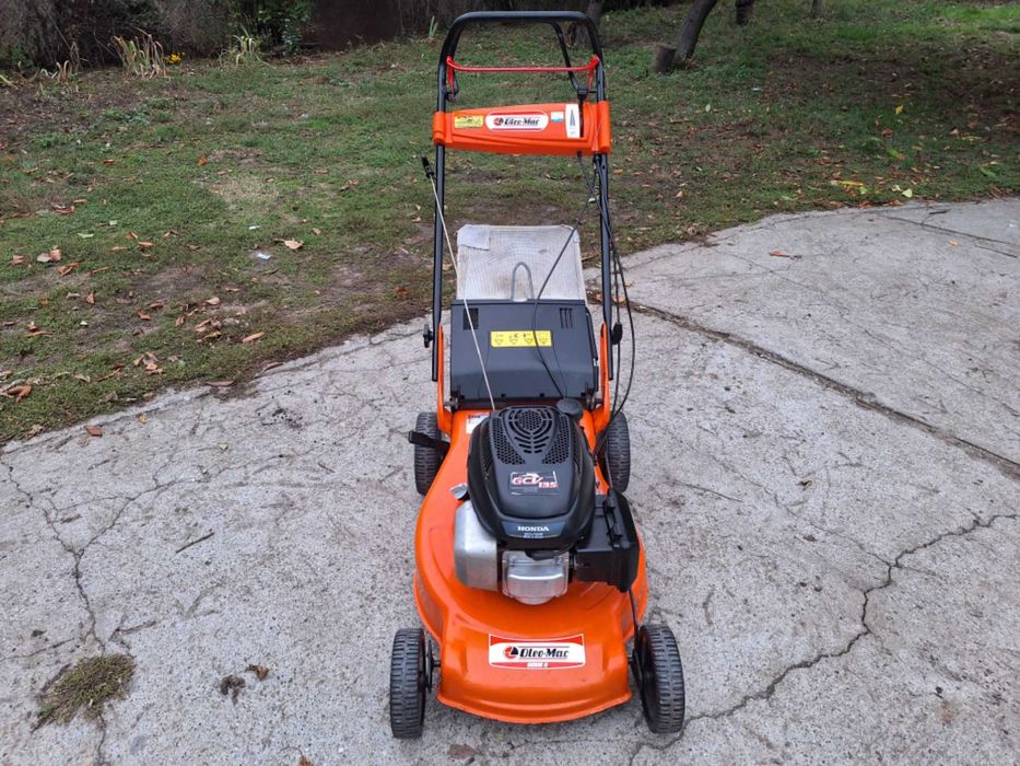 Косачка Honda Oleo-Mac самоходна  мулчираща с кош