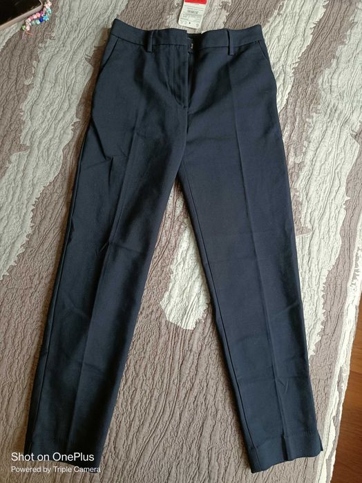 Продам школьные брюки
