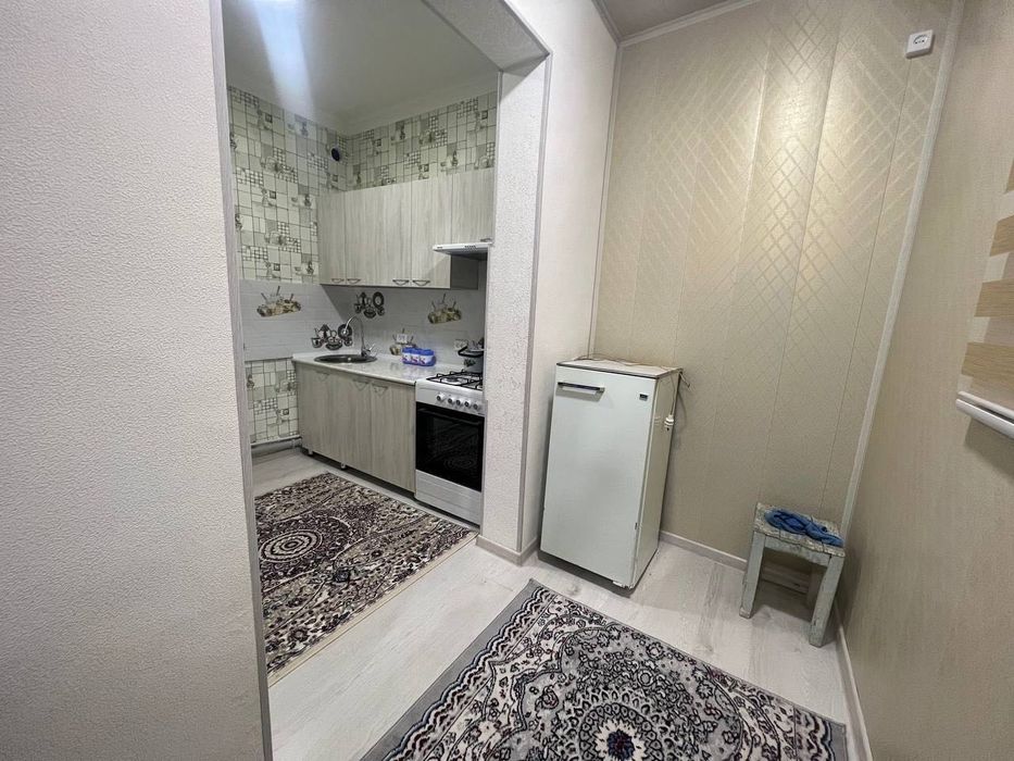 Сдается 2х комнатная квартира
С обстановкой 
В горде Алмалыке