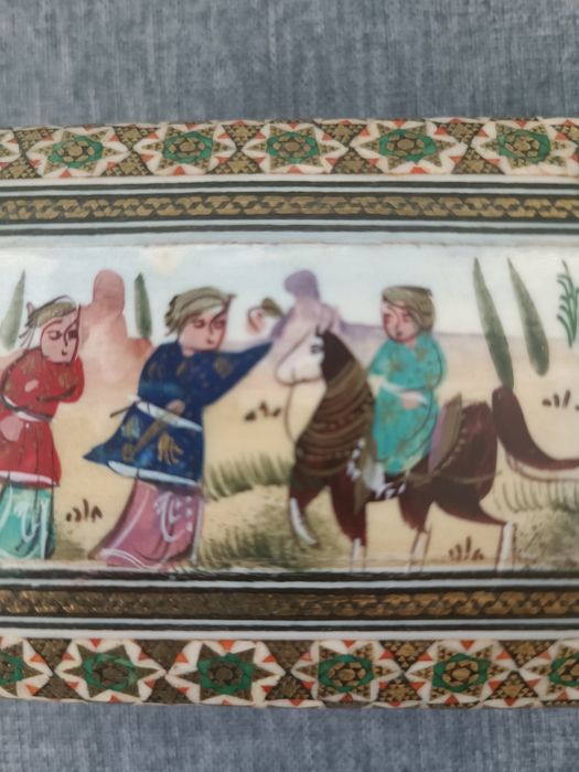 Винтидж кутия - уникална