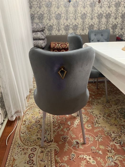 Стол 2метр , стулья 6 шт