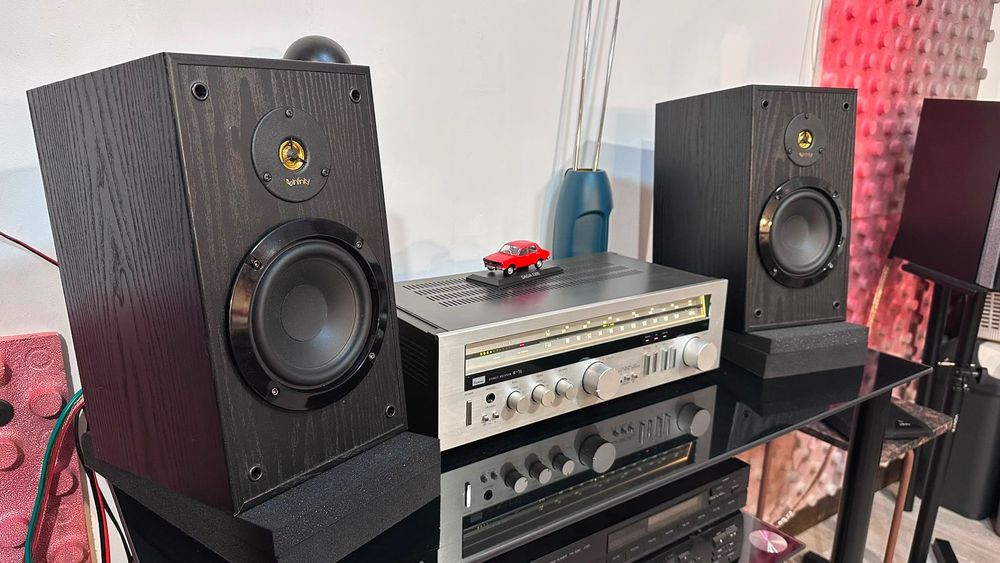Boxe Infinity si Philips LEGEND II 2 ocazii, deosebite, frumos pastrate