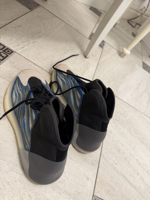 Adidas yeezy qntm frozen blue