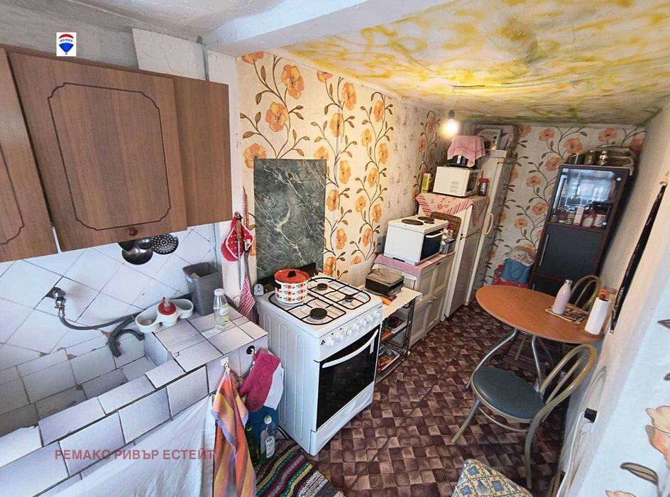 Продава се Къща в Тутракан - 94 кв.м за 393 €/кв.м - Снимка #8