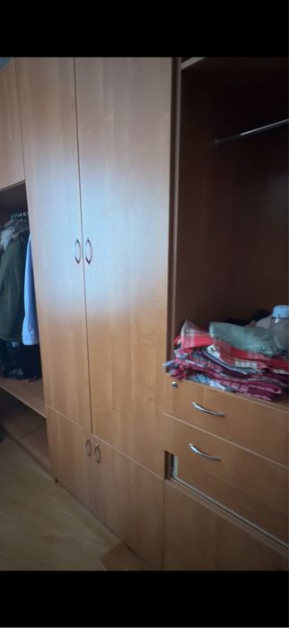 Шкафы для одежды