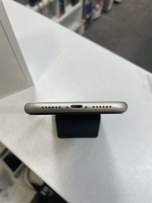  iPhone 11 64GB Folie+Cablu Cadou Garantie/Factura MAGAZIN..