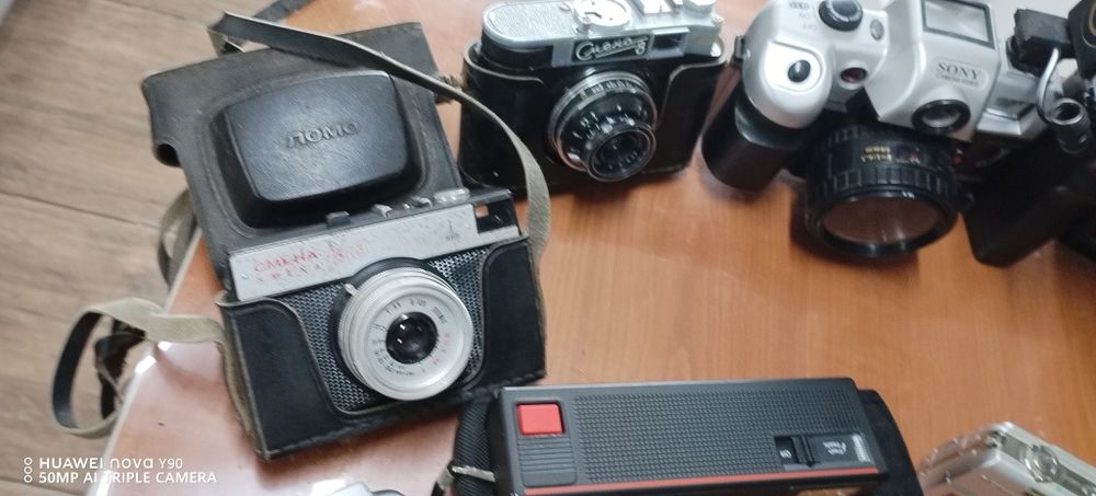 Vind aparate foto