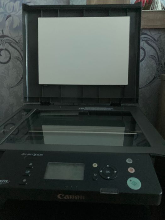 Принтер 3 в 1 canon mf4110