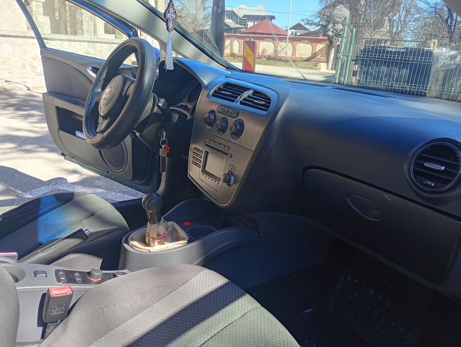 Vând  urgent Seat Leon  1.6 mpi