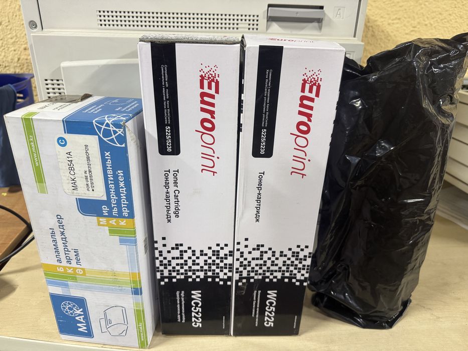 Принтер 5225А в хорошем состоянии.