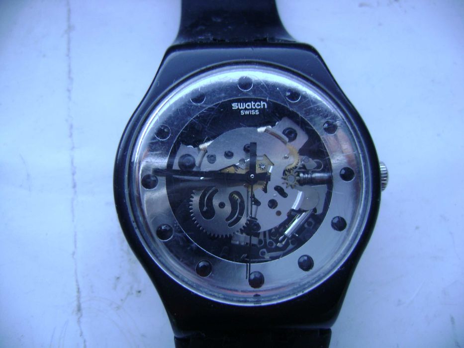 Продавам 5 броя кварцови часовника Levis,Master Anker,Sekonda,Swatch