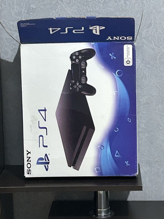 PlayStation 4 Slim 1TB