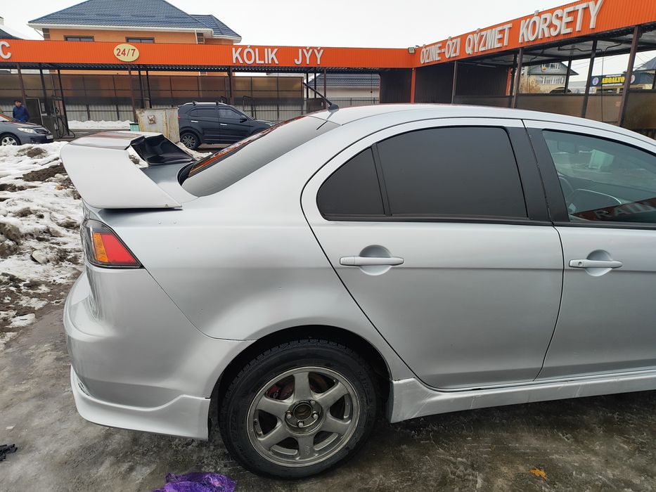 Митсубиси лансер 10