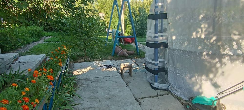 Продам двухэтажный дом с подвалом