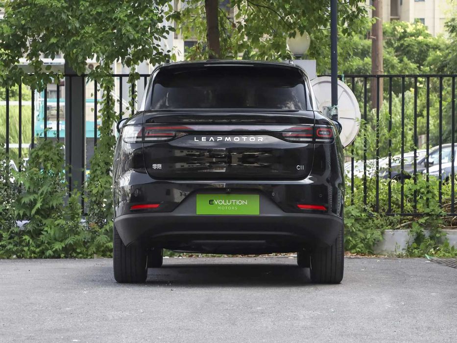 Leapmotor C11 REEV 300 LiDAR | Avtosalondan choyxona - sovg'aga!