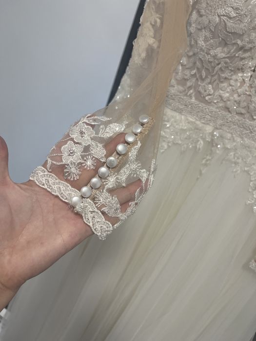 Vand rochie de mireasa