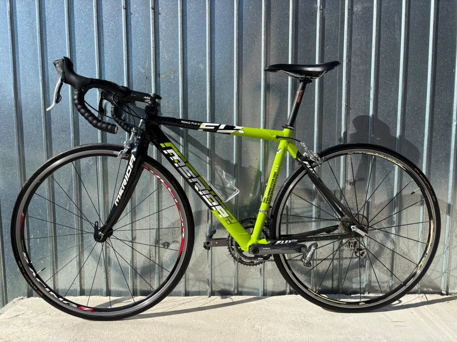 Bicicleta Cursiera Merida FLX 906