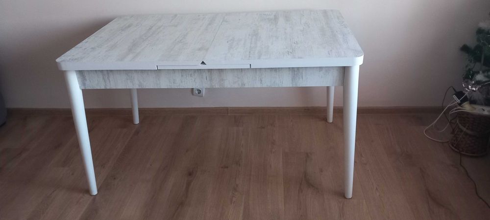 Трапезна разтегателна маса