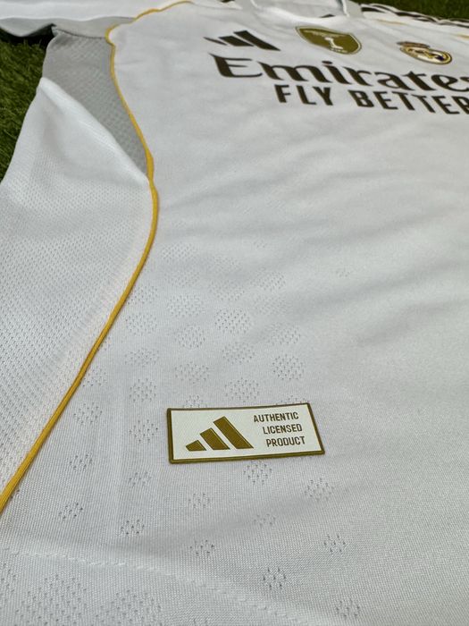 Тениска на Реал Мадрид 2025/26