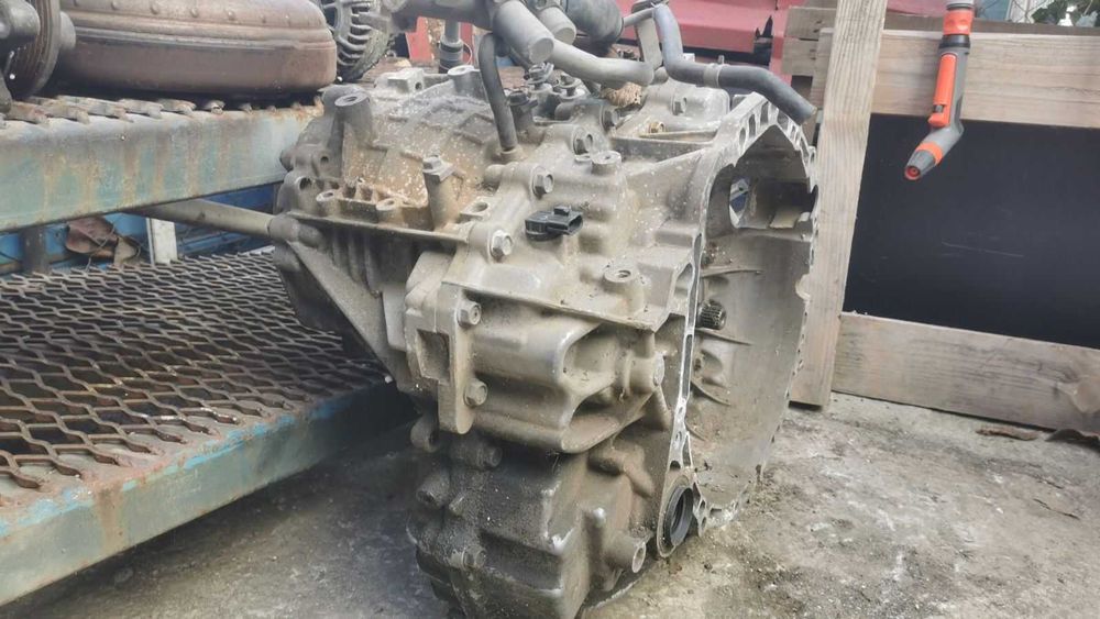 Nissan Murano Z50 CVT Автоматична кутия за предно предаване,и други части