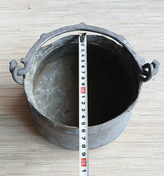 Котли/ бакъри, менчета