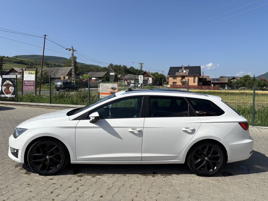 Seat Leon FR 2.0 TDI 184 CP - Full Option - Panoramic
