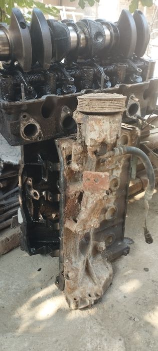 406 вал сотилади