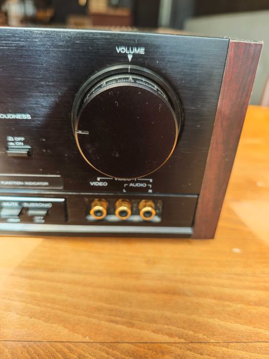 Hitachi HA -007 с легендарните MOS FET транзистори