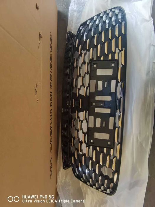 BYD QIN L рещетка