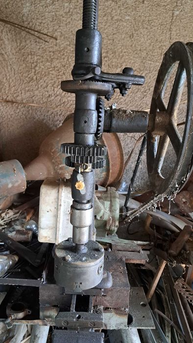 Настолна бормашина - ретро